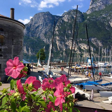 Le Peonie Riva del Garda Exterior foto