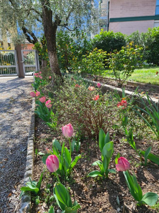 Le Peonie Riva del Garda Exterior foto